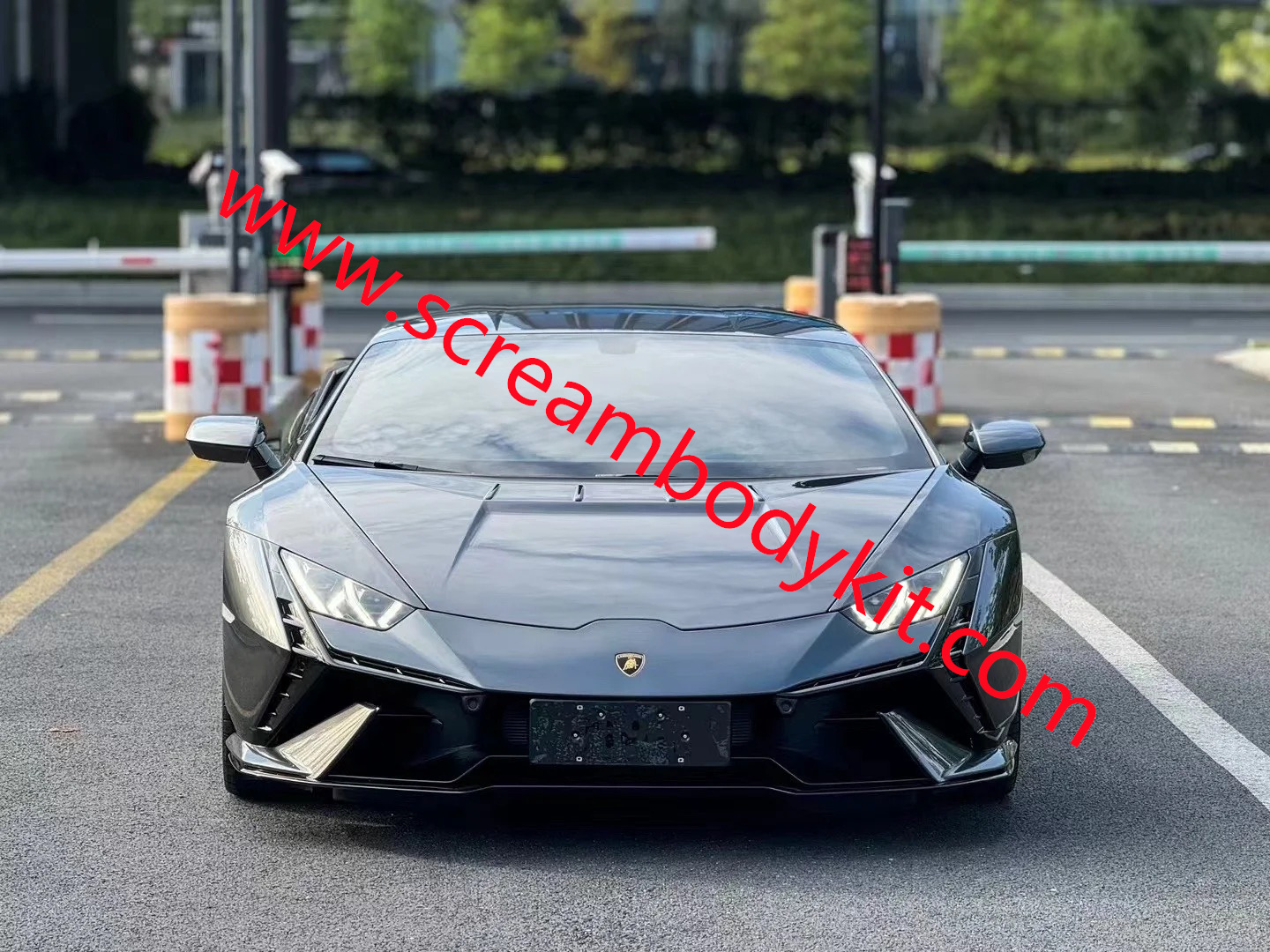 Lamborghini huracan tecnica body kit front bumper rear bumper side skirts spoiler hood cover full dry carbon fiber