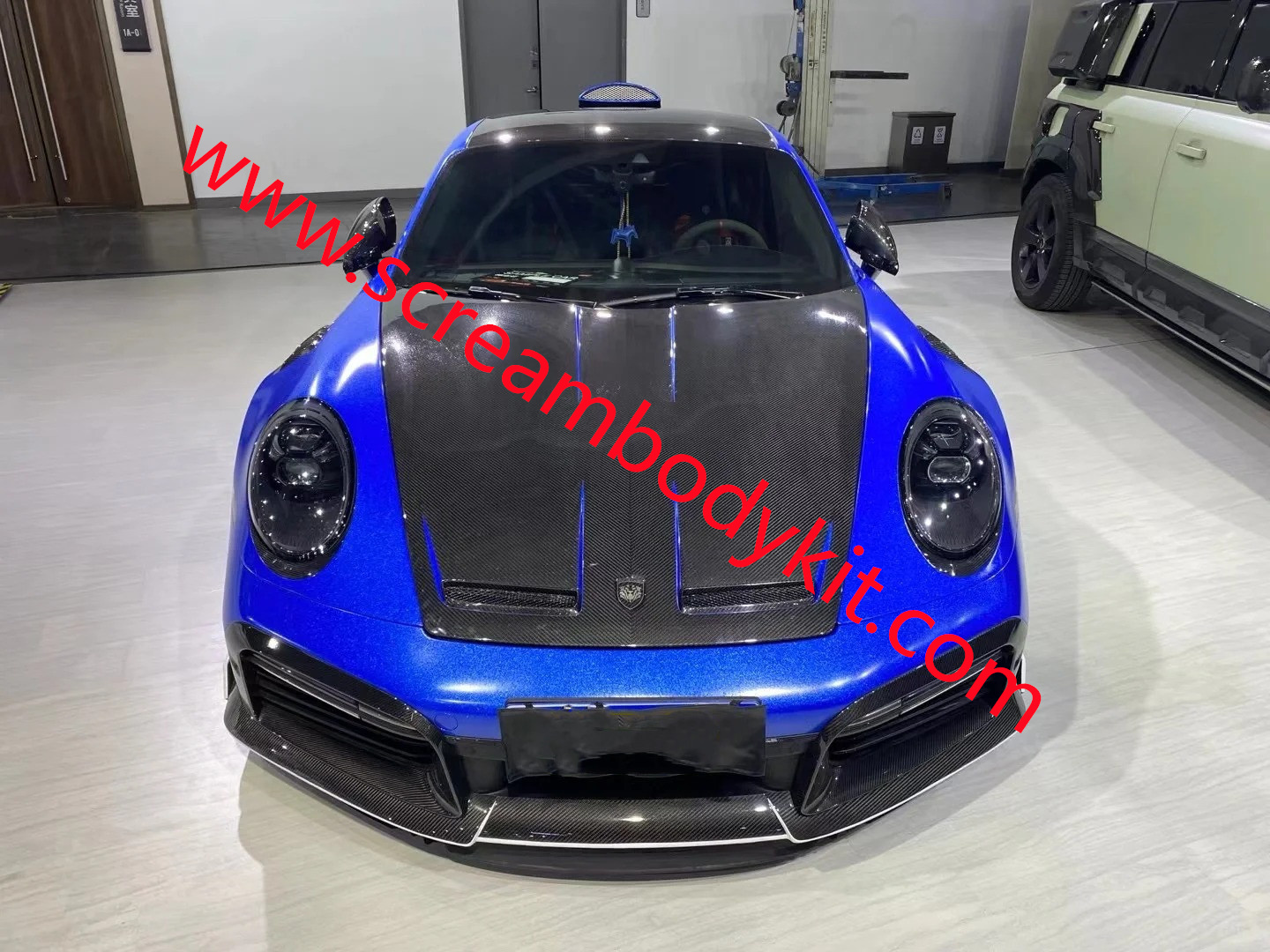 Porsche 992 turbos carrera body kit front lip side skirts rear lip wing spoiler hood fenders Keyvany body kit